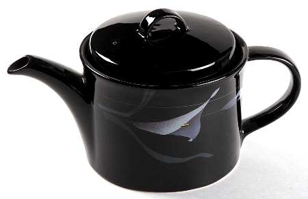 Opus Black Teapot & Lid