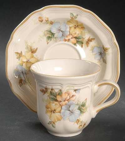 Pansies Flat Cup & Saucer Set