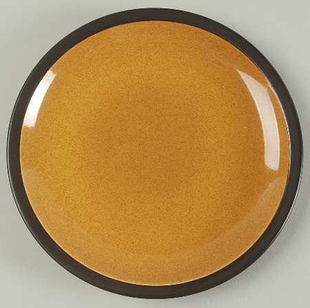 Paprika Orange Brown Salad Plate