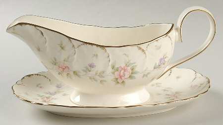 Remembrance Gravy Boat & Underplate