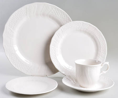 Renaissance White 5 Piece Place Setting