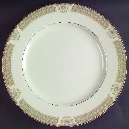 Richelieu 12" Chop Plate (Round Platter)
