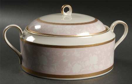 Rose Hill 2.5 Qt Round Covered Casserole