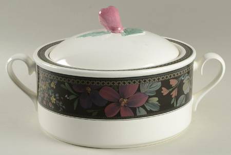 Serene Garden Round Covered Vegetable