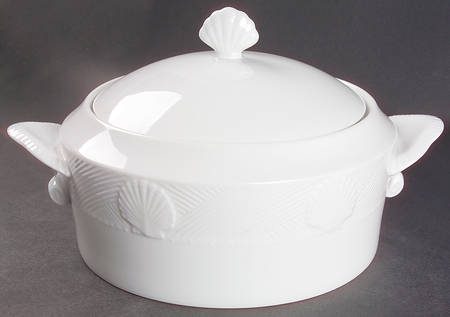Sea Quest Round Covered Vegetable