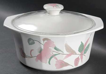 Silk Flowers 2 Qt Round Covered Casserole