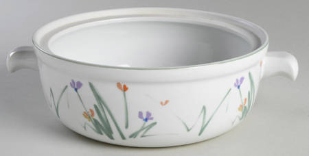 Sketch Book 2.5 Qt Round Casserole No Lid