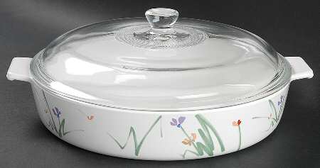Sketch Book 2.5 Qt Round Covered Casserole