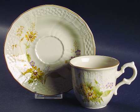 Spring Meadow Flat Cup & Saucer Set