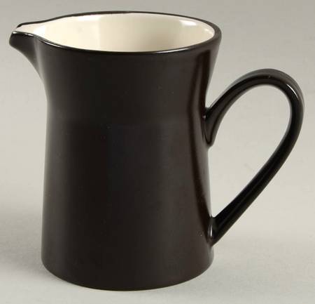 Stusepia Creamer