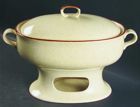 Stylemanor Tureen & Lid with Warmer Stand by Mikasa