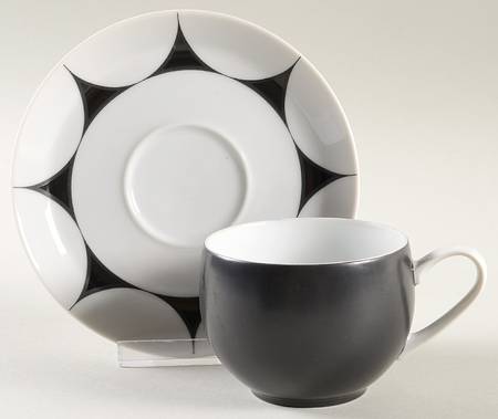 Thistle (5035, Pivotal) Flat Cup & Saucer Set