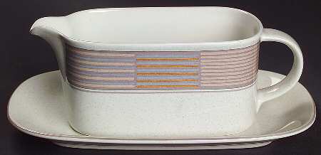 Tracings Gravy Boat & Underplate (Relish/Butter)