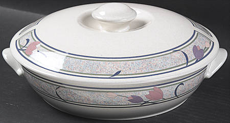 Tropical Island 1.5 Qt Round Covered Casserole