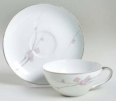 Ume Flat Cup & Saucer Set
