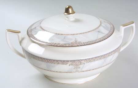 Venetian Sky Round Covered Vegetable
