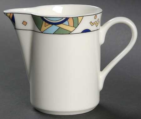 Vogueing Creamer