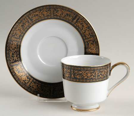 Ravenswood Footed Cup & Saucer Set