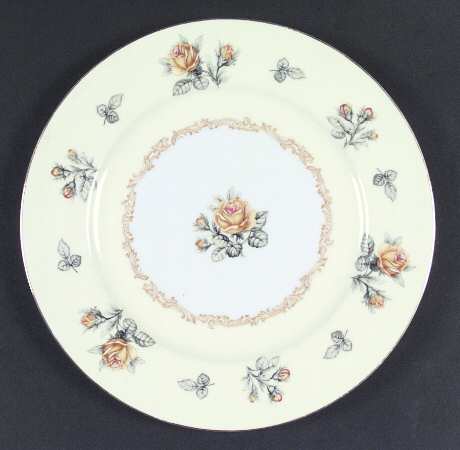 Fortune (Yellow Roses, Gray Leaves) by Mikado
