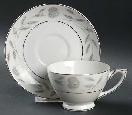 Woodrose Footed Cup & Saucer Set
