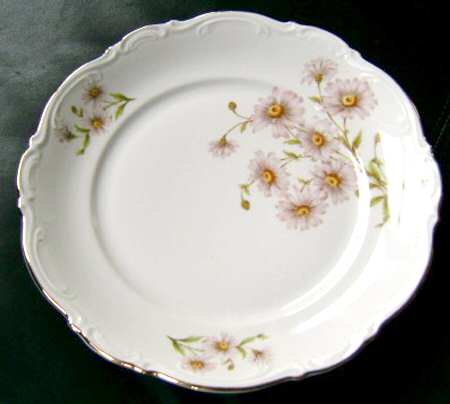 Daisy Bell Dinner Plate