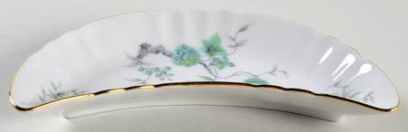 Green Ming (9901, Gold Trim) Bone Dish