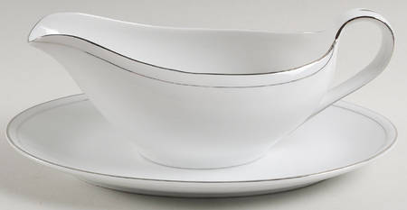Eternally Yours Gravy Boat & Underplate