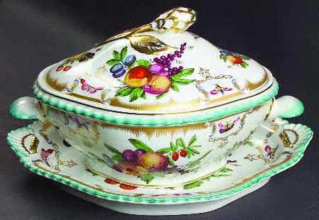 Duke of Gloucester Oval Tureen & Lid with Underplate