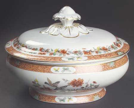 Magnolia & Birds Round Covered Vegetable