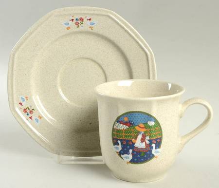 Plain & Fancy Flat Cup & Saucer Set