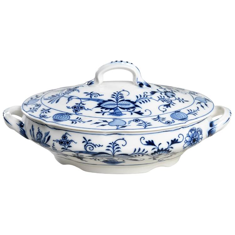 Blue Onion (Oval Backstamp) Oval Covered Vegetable by Meissen (Germany)