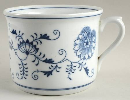 Blue Onion (Oval Backstamp) Soup Mug