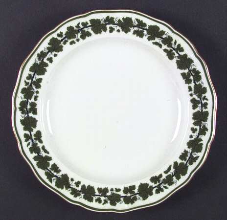 Full Green Vine (Scalloped, Gold Trim) by Meissen (Germany)