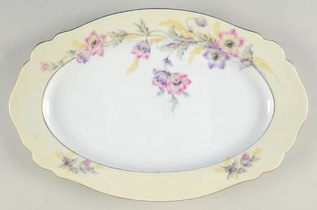 The Belmont 13" Oval Serving Platter
