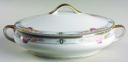 The Kenmore Round Covered Vegetable