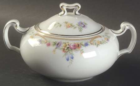 The Kenmore Sugar Bowl & Lid
