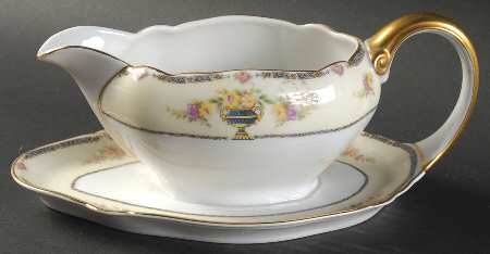 Locarno Gravy Boat with Attached Underplate