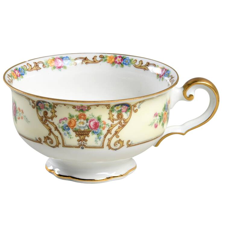 The Stirling Footed Cup