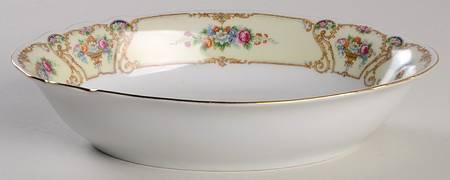 The Stirling 9" Oval Vegetable Bowl