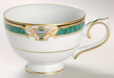 Enchantment Footed Cup