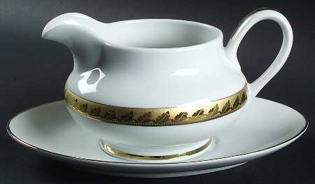 Golden Leaf Gravy Boat & Underplate
