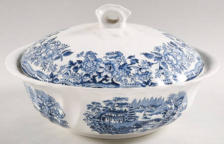 Tonquin Blue (Myott Meakin Backstamp) Round Covered Vegetable