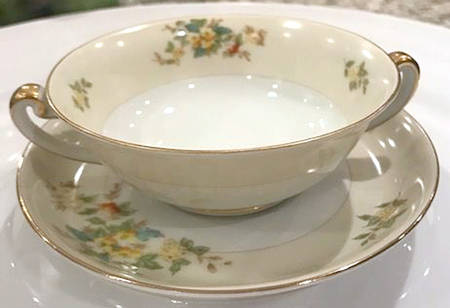MEI467 Footed Cream Soup Bowl & Saucer Set