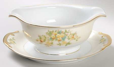 MEI467 Gravy Boat with Attached Underplate