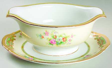 MEI487 Gravy Boat with Attached Underplate