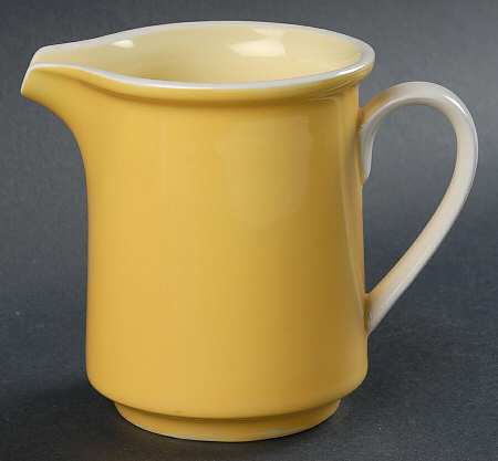 Country Store Yellow Creamer