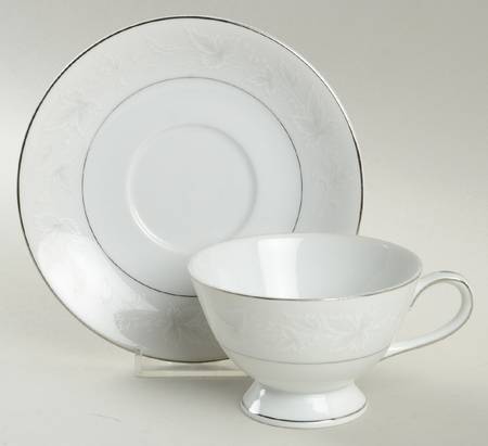 Danielle Footed Cup & Saucer Set