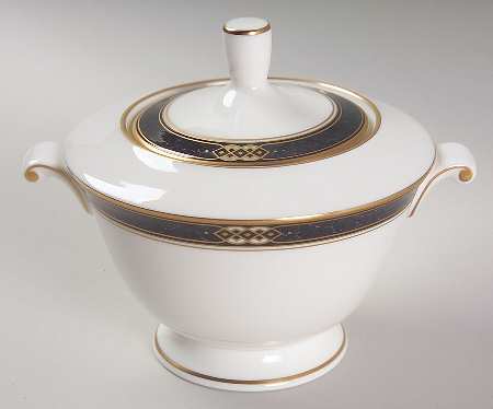 Ebony Crest Sugar Bowl & Lid by Mikasa