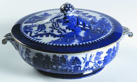 Blue Willow (Gold Trim) Round Covered Vegetable by Minton