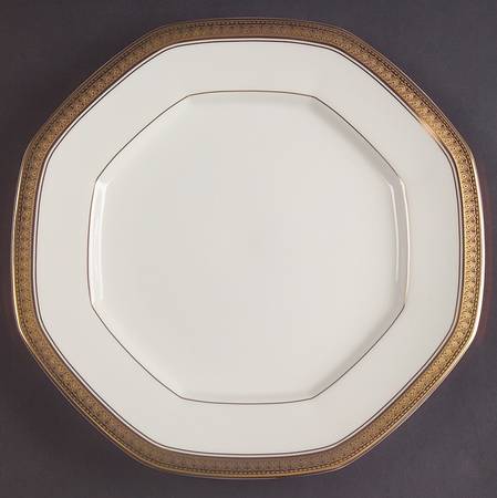 Palatial Gold Octagonal Luncheon Plate